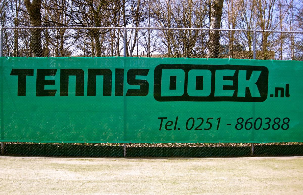 Tennisdoek-Beverwijk-Bedrukte-tennisdoeken-bestellen-voor-tennisverenigingen-Tennisdoek